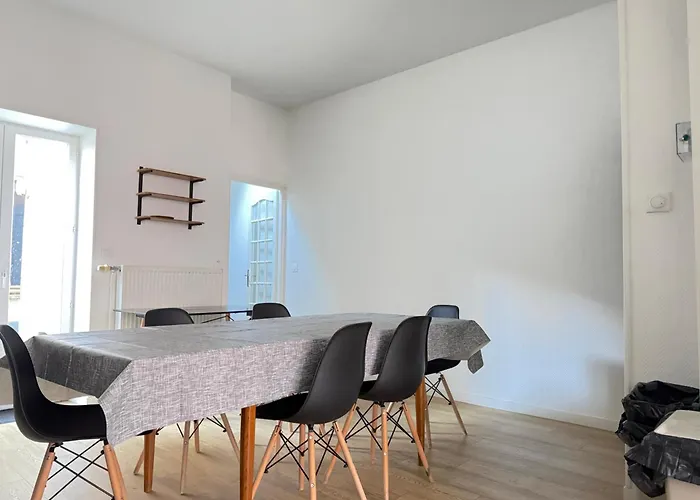 Les Arts 6 Sdb Privatif 2 Eme Etage Maison d'hôtes *